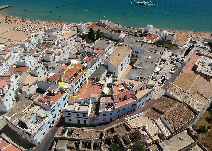Fisherman's Townhouse At Old Town Vila Albufeira
